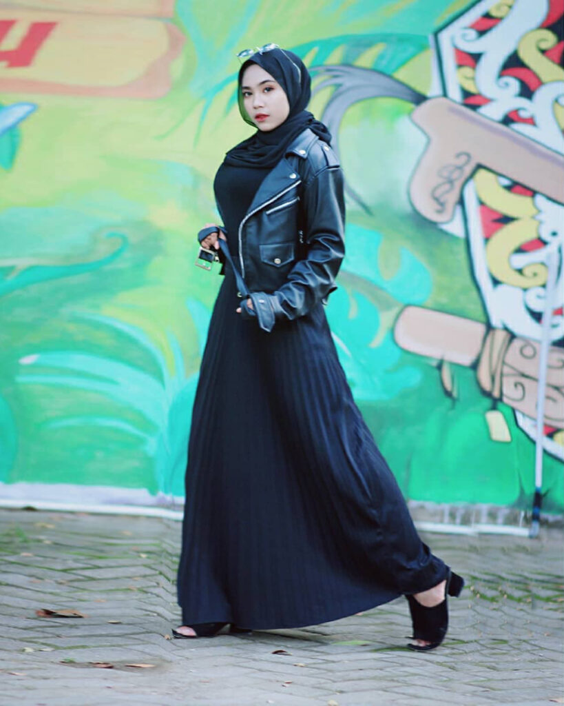Hunting Foto Model Hijab dengan Konsep OOTD Boys - Dzargon