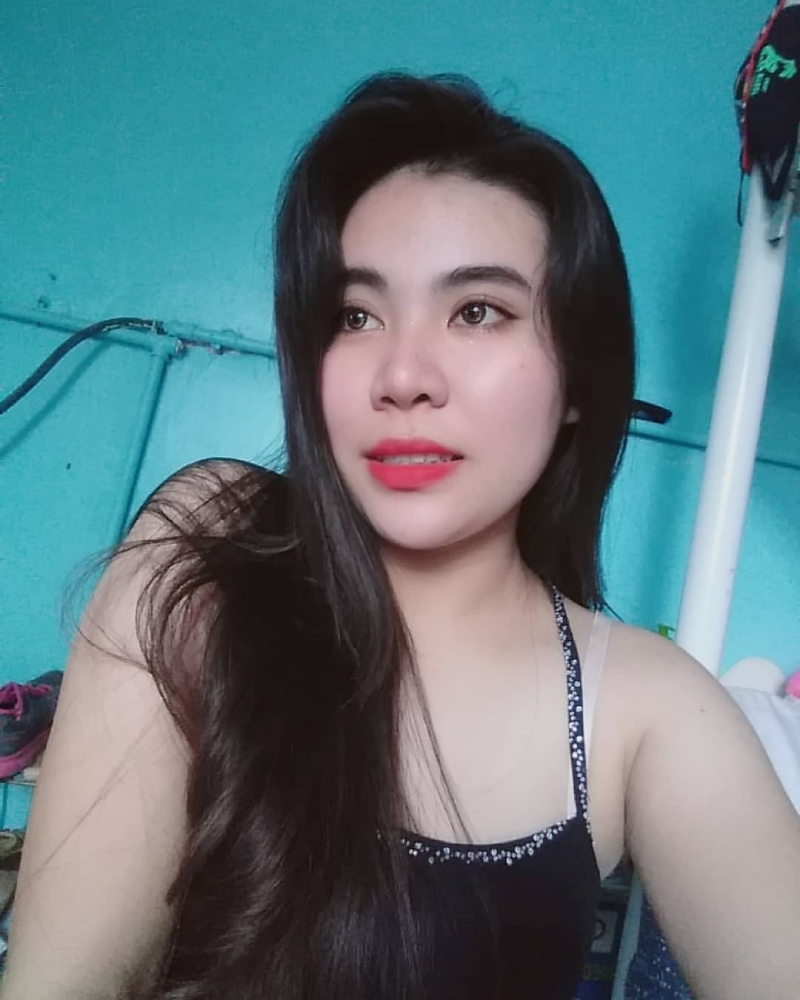 Melisa Janda Amoy Singkawan Selfie di kamar kos manis