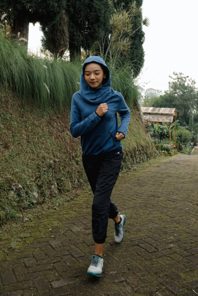 OOTD Hijab Jogging Jogger panta manis cewek mahasiswi di kampus