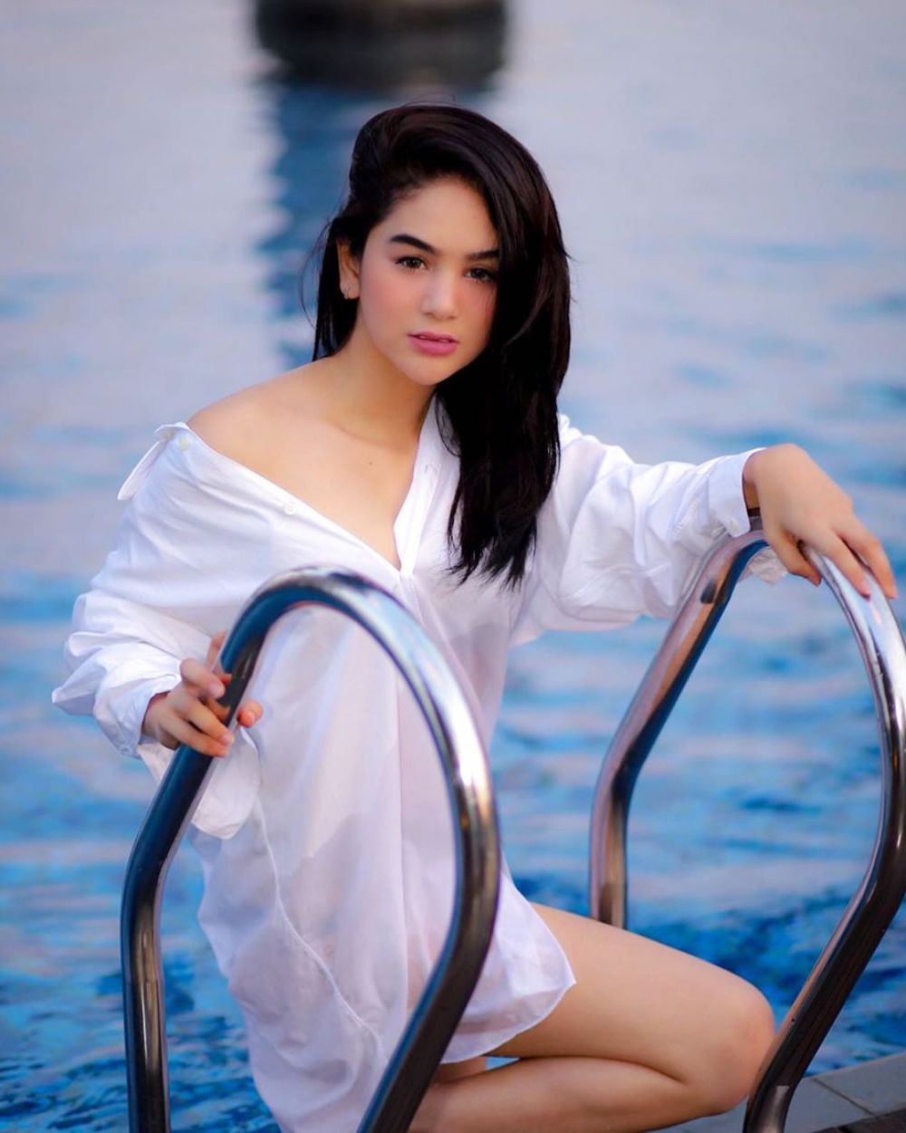 Biodata Hana Hanifah Artis Ftv Yang Sering Foto Seksi Dzargon 