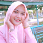 Cewek Hijab Muslimah Manis Senyum Tipis Bibir Indah