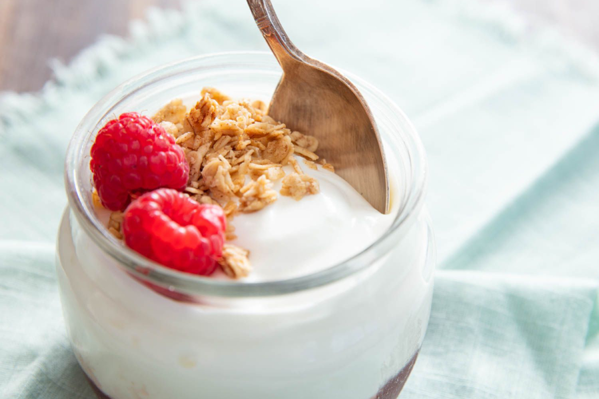 Yogurt Sehat dengan BUah Raspberry