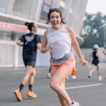 Foto Running Seksi Gisel Anastasia Pose running paha mulus