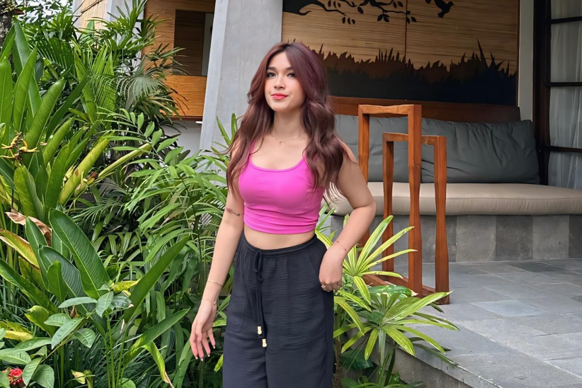 Yulianti Palinggi – Pramugari Lion Air Cantik Bukan Selebgram Seksi
